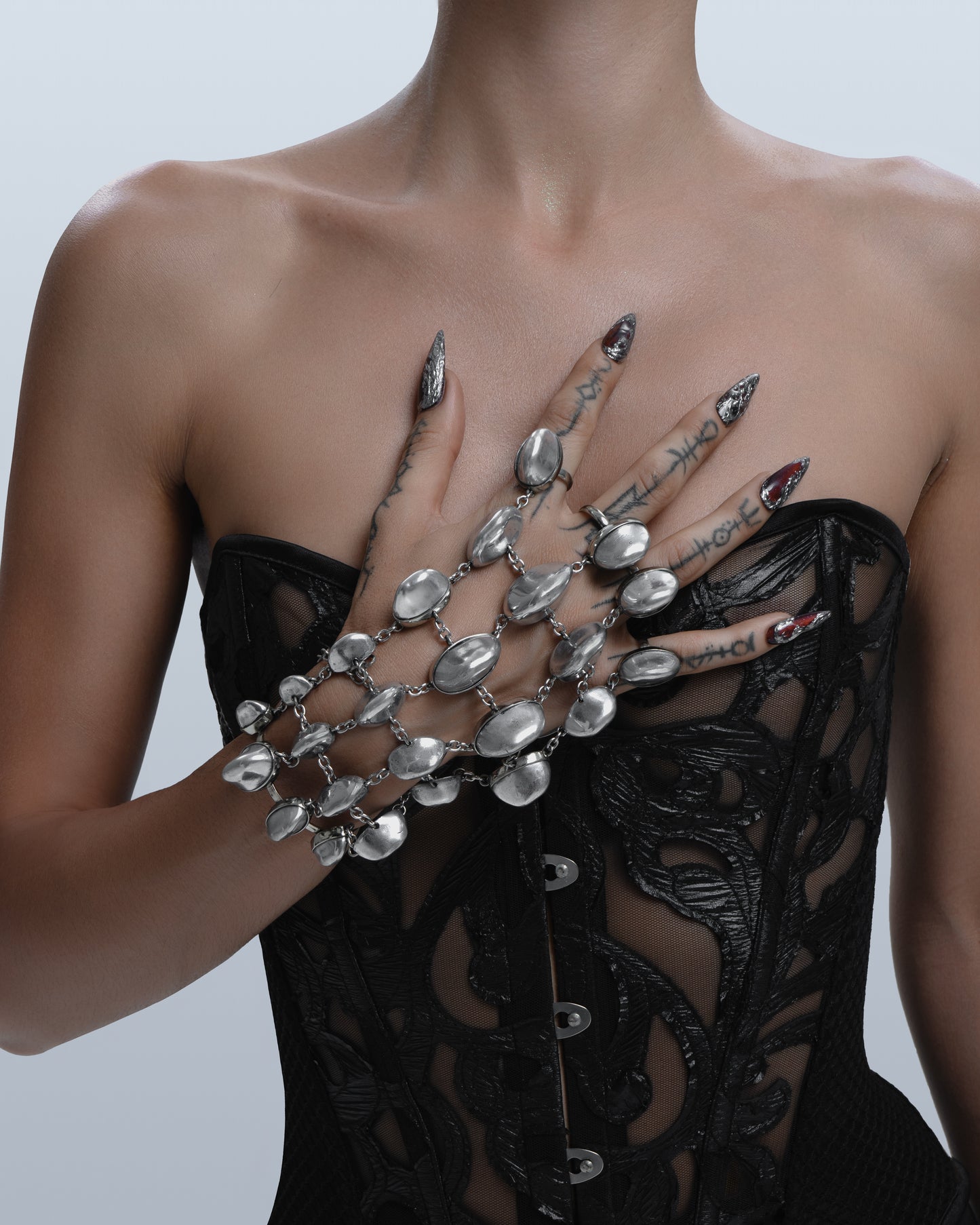 Quick Fixer Glove